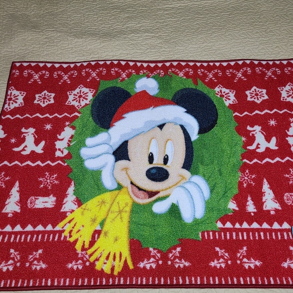 Disney Mickey Mouse Christmas Holiday accent rug - Picture 1 of 5